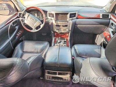 Zdjęcie 8 z 12 samochodu: 2013 LEXUS LX 570 VIN:JTJHY7AX6D4131168 - miniatura