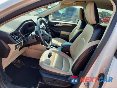 Zdjęcie 7 z 13 samochodu: 2020 FORD ESCAPE SEL VIN:1FMCU9H68LUA93437 - miniatura