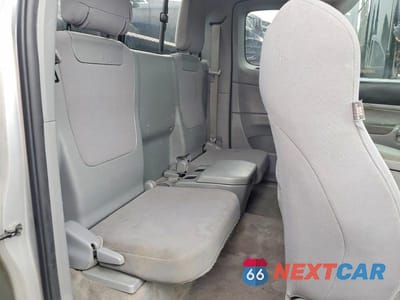 Zdjęcie 10 z 12 samochodu: 2011 TOYOTA TACOMA V6 VIN:5TFUU4EN5BX002256 - miniatura