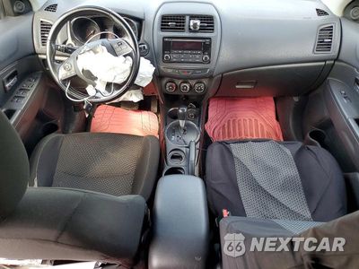 Zdjęcie 8 z 13 samochodu: 2016 MITSUBISHI OUTLANDER SPORT ES VIN:JA4AP3AU8GZ065293 - miniatura