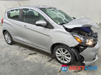 Czwarte zdjęcie samochodu z boku: 2020 CHEVROLET SPARK 1LT VIN:KL8CD6SA7LC447060 - miniatura