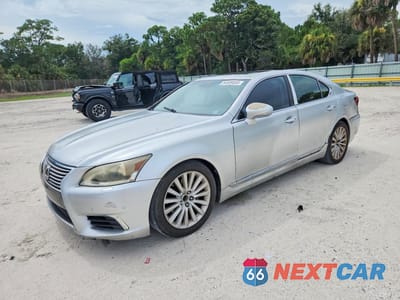 2013 LEXUS LS 460 JTHBL5EF6D5116983 - główne zdjęcie licytacji z USA - miniatura