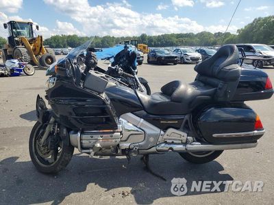 Trzecie zdjęcie samochodu z tyłu: 2001 HONDA GL1800 VIN:1HFSC47081A003372 - miniatura