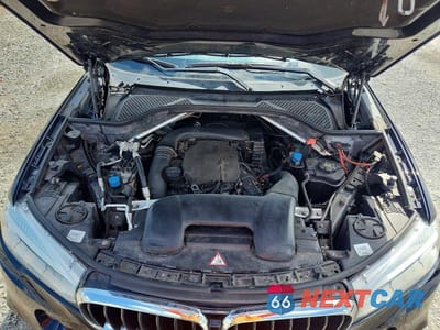 Zdjęcie 12 z 13 samochodu: 2015 BMW X5 XDRIVE35D VIN:5UXKS4C59F0N07892 - miniatura