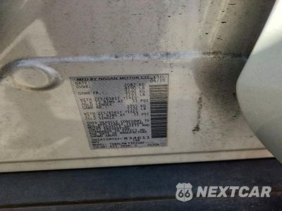 Zdjęcie 14 z 14 samochodu: 2019 NISSAN ROGUE S VIN:5N1AT2MTXKC834611 - miniatura
