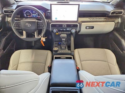 Zdjęcie 8 z 12 samochodu: 2026 TOYOTA TACOMA LIMITED VIN:3TMLB5JN8TM269590 - miniatura