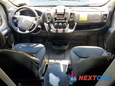 Zdjęcie 8 z 13 samochodu: 2021 RAM PROMASTER 3500 DELIVERY VAN VIN:3C6MRVJG9ME549460 - miniatura