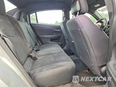 Zdjęcie 10 z 12 samochodu: 2012 CHRYSLER 200 LX VIN:1C3CCBAB2CN292553 - miniatura