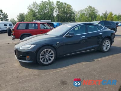 2017 TESLA MODEL S 5YJSA1E15HF209700 - główne zdjęcie licytacji z USA - miniatura