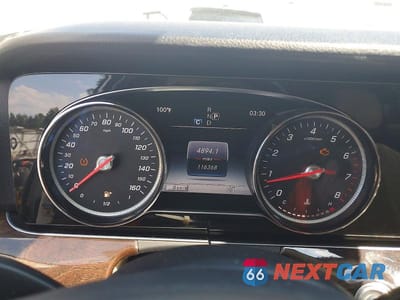 Zdjęcie 9 z 13 samochodu: 2017 MERCEDES-BENZ E 300 VIN:WDDZF4JB4HA098698 - miniatura