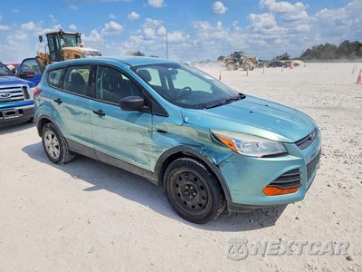 Czwarte zdjęcie samochodu z boku: 2013 FORD ESCAPE S VIN:1FMCU0F75DUD37487 - miniatura