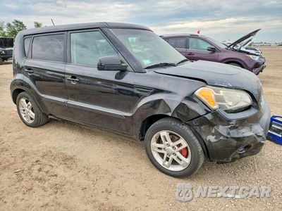 Czwarte zdjęcie samochodu z boku: 2011 KIA SOUL + VIN:KNDJT2A25B7285747 - miniatura