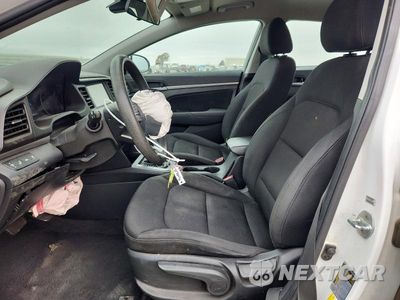 Zdjęcie 7 z 12 samochodu: 2019 HYUNDAI ELANTRA SEL VIN:5NPD84LF9KH428771 - miniatura