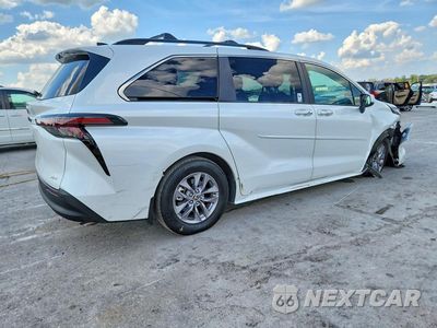 Piąte zdjęcie samochodu w środku: 2026 TOYOTA SIENNA XLE 8-PASSENGER VIN:5TDYRKEC3TS312743 - miniatura