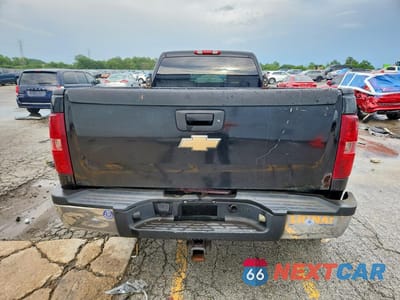 Zdjęcie 6 z 12 samochodu: 2008 CHEVROLET SILVERADO K3500 VIN:1GCJK33668F110544 - miniatura