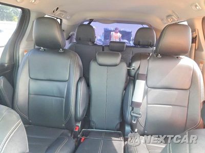 Zdjęcie 10 z 13 samochodu: 2015 TOYOTA SIENNA SPORT VIN:5TDXK3DC4FS531044 - miniatura