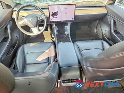 Zdjęcie 8 z 13 samochodu: 2018 TESLA MODEL 3 VIN:5YJ3E1EA2JF025510 - miniatura