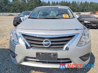 Piąte zdjęcie samochodu w środku: 2019 NISSAN VERSA SV VIN:3N1CN7AP1KL857553 - miniatura
