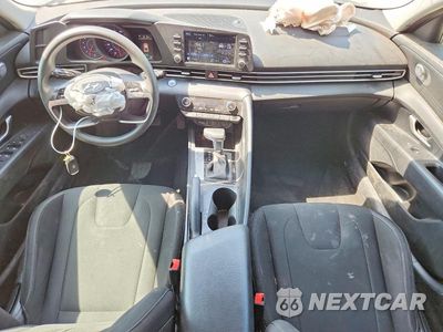 Zdjęcie 8 z 12 samochodu: 2021 HYUNDAI ELANTRA SEL VIN:5NPLM4AG1MH027169 - miniatura