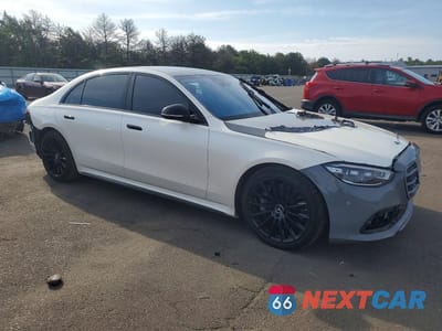 Czwarte zdjęcie samochodu z boku: 2023 MERCEDES-BENZ S 500 4MATIC VIN:W1K6G6DB3PA206671 - miniatura