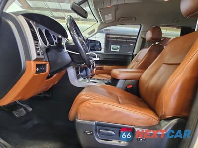 Zdjęcie 7 z 12 samochodu: 2010 TOYOTA TUNDRA DOUBLE CAB LIMITED VIN:5TFBY5F19AX157694 - miniatura