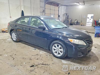Czwarte zdjęcie samochodu z boku: 2010 TOYOTA CAMRY LE VIN:JTNBF3EK9A3001503 - miniatura