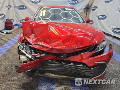 Piąte zdjęcie samochodu w środku: 2024 TOYOTA CAMRY LE VIN:4T1C11AK8RU211447 - miniatura
