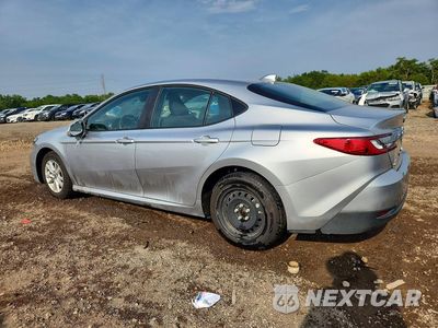 Drugie zdjęcie samochodu z przodu: 2026 TOYOTA CAMRY LE VIN:4T1DBADK0TU551356 - miniatura