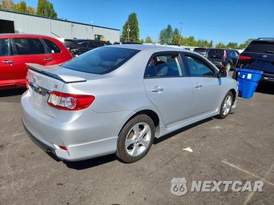 Trzecie zdjęcie samochodu z tyłu: 2013 TOYOTA COROLLA S VIN:5YFBU4EE3DP129869 - miniatura