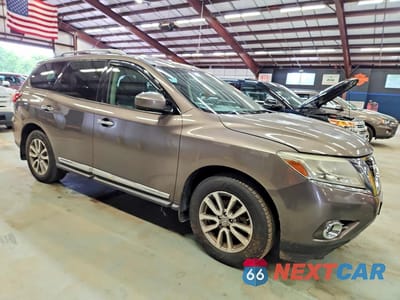 Czwarte zdjęcie samochodu z boku: 2014 NISSAN PATHFINDER S VIN:5N1AR2MM3EC607952 - miniatura