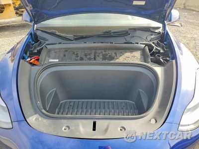 Zdjęcie 12 z 13 samochodu: 2025 TESLA MODEL Y VIN:7SAYGAEE5SF217561 - miniatura
