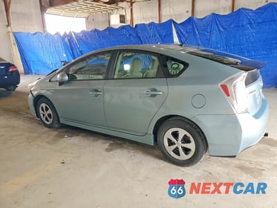 Drugie zdjęcie samochodu z przodu: 2013 TOYOTA PRIUS TWO VIN:JTDKN3DU2D1675535 - miniatura