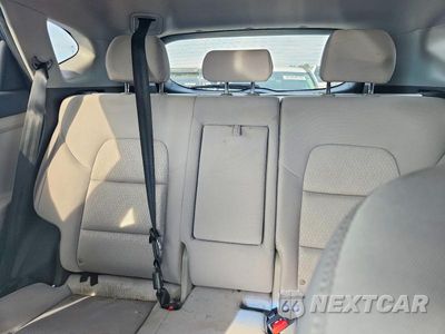 Zdjęcie 10 z 13 samochodu: 2017 HYUNDAI TUCSON SE VIN:KM8J3CA46HU550995 - miniatura