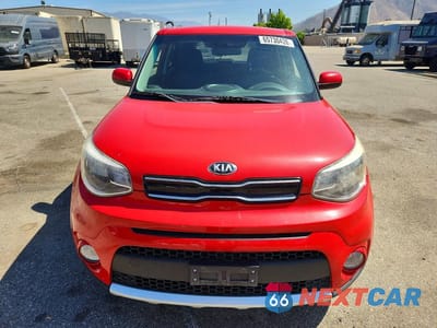 Piąte zdjęcie samochodu w środku: 2018 KIA SOUL + VIN:KNDJP3A56J7544104 - miniatura
