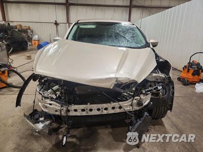 Piąte zdjęcie samochodu w środku: 2017 FORD ESCAPE SE VIN:1FMCU0GD3HUD14977 - miniatura
