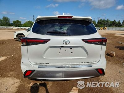 Zdjęcie 6 z 13 samochodu: 2024 TOYOTA HIGHLANDER PLATINUM VIN:5TDKDRBH7RS542128 - miniatura
