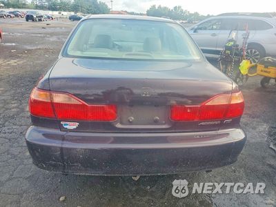 Zdjęcie 6 z 12 samochodu: 1998 HONDA ACCORD EX VIN:1HGCG1657WA070570 - miniatura