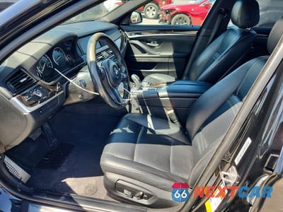 Zdjęcie 7 z 12 samochodu: 2016 BMW 535 I VIN:WBA5B1C53GG130835 - miniatura
