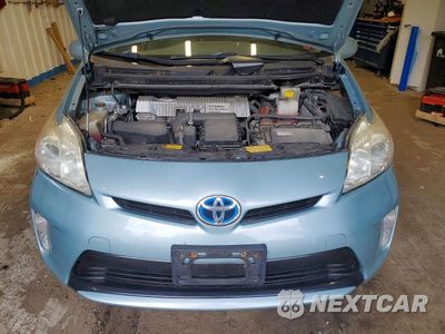Zdjęcie 11 z 12 samochodu: 2013 TOYOTA PRIUS THREE VIN:JTDKN3DU1D5663580 - miniatura
