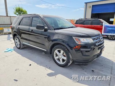 Czwarte zdjęcie samochodu z boku: 2018 FORD EXPLORER XLT VIN:1FM5K7D8XJGA53754 - miniatura