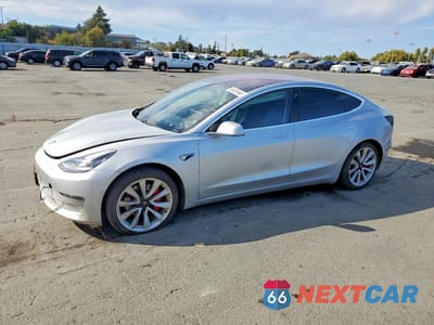 2018 TESLA MODEL 3 5YJ3E1EA2JF024339 - główne zdjęcie licytacji z USA - miniatura
