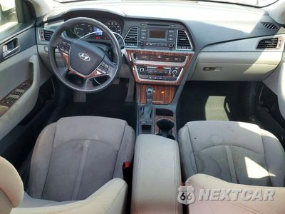 Zdjęcie 8 z 13 samochodu: 2016 HYUNDAI SONATA SE VIN:5NPE24AFXGH394825 - miniatura