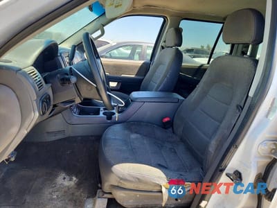 Zdjęcie 7 z 13 samochodu: 2005 FORD EXPLORER XLS VIN:1FMZU62E95UB48456 - miniatura