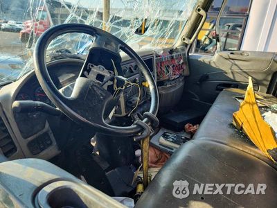 Zdjęcie 8 z 13 samochodu: 2017 INTERNATIONAL 4300 BOX TRUCK VIN:1HTMMMML6HH636634 - miniatura