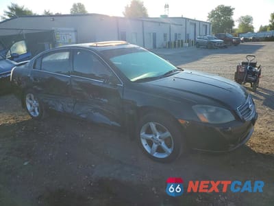 Czwarte zdjęcie samochodu z boku: 2005 NISSAN ALTIMA 3.5 SE VIN:1N4BL11D75C204992 - miniatura