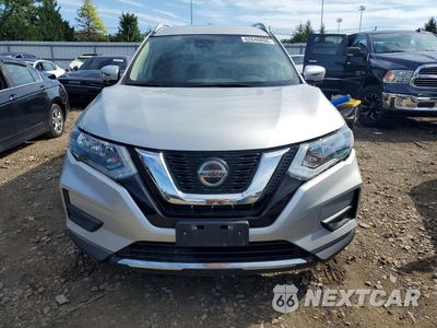 Piąte zdjęcie samochodu w środku: 2020 NISSAN ROGUE SV VIN:5N1AT2MVXLC730882 - miniatura