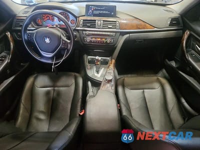 Zdjęcie 8 z 12 samochodu: 2015 BMW 328 XI VIN:WBA3B3G52FNT68828 - miniatura