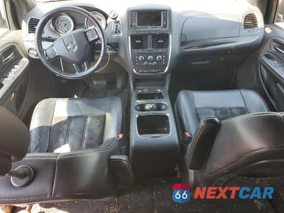 Zdjęcie 8 z 13 samochodu: 2014 DODGE GRAND CARAVAN SXT VIN:2C4RDGCG2ER466684 - miniatura