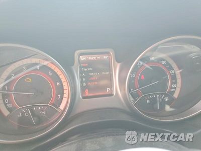 Zdjęcie 9 z 13 samochodu: 2018 DODGE JOURNEY CROSSROAD VIN:3C4PDDGG6JT430195 - miniatura