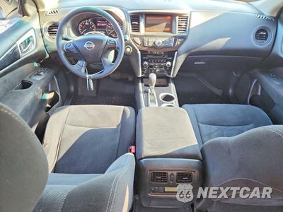 Zdjęcie 8 z 12 samochodu: 2014 NISSAN PATHFINDER S VIN:5N1AR2MN5EC632201 - miniatura
